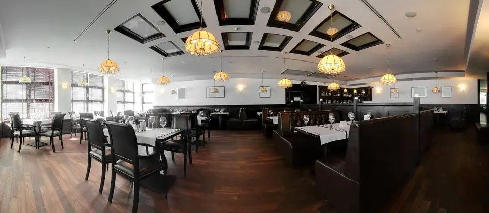 Set Up Restaurant Management Business in Dubai Mainland