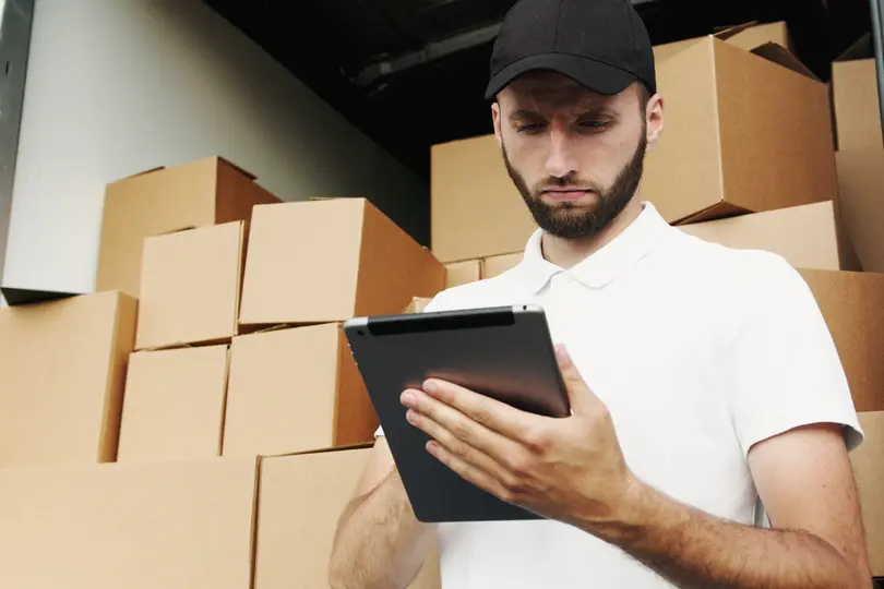 Starting a Dropshipping Business in UAE