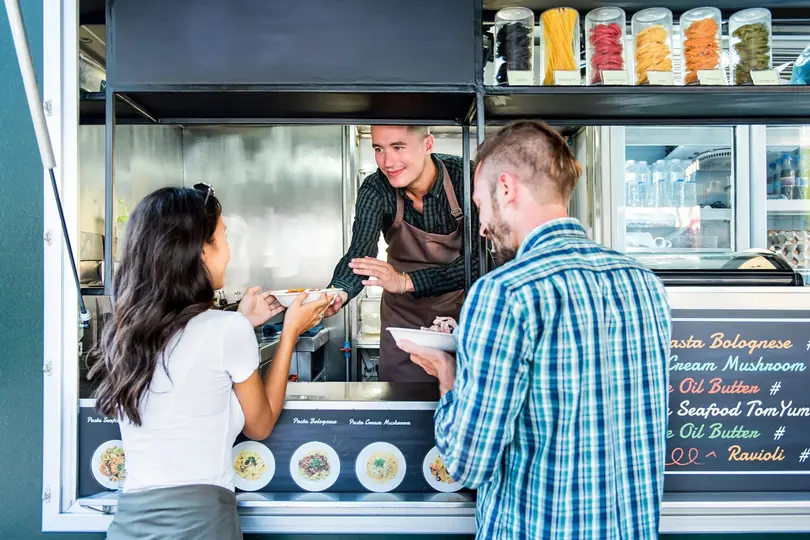 How to Get a Food Truck License in Dubai?