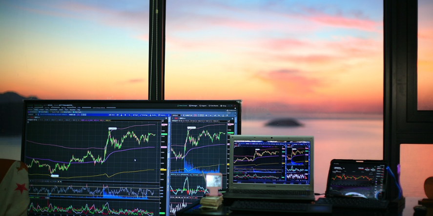 Top 20 Trading Platfroms in the UAE