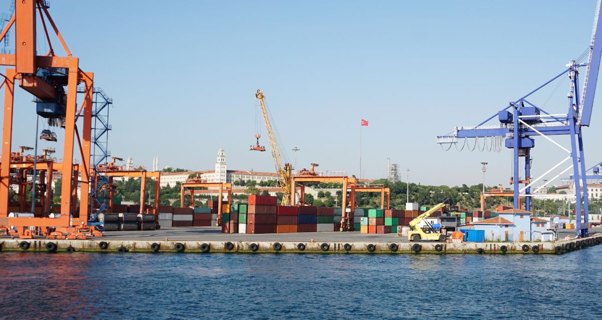 Getting To Grips With the Freight Forwarding Industry in Dubai