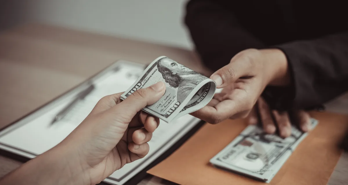 Minimum Salary in UAE 2026